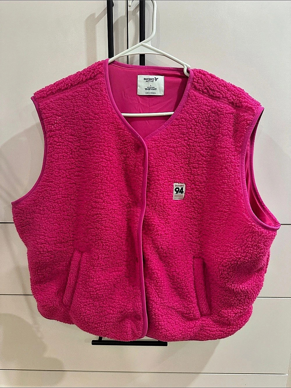 Old Navy Loose Snap-Front Sherpa Vest Pink Large